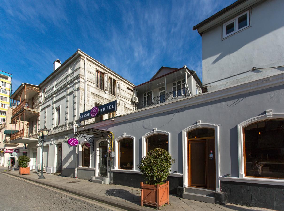 Hotel Cattaleya Batumi Esterno foto